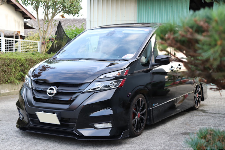 セレナの2度目のATFオイルパン破損・車検準備に関するカスタム事例の投稿画像1枚目