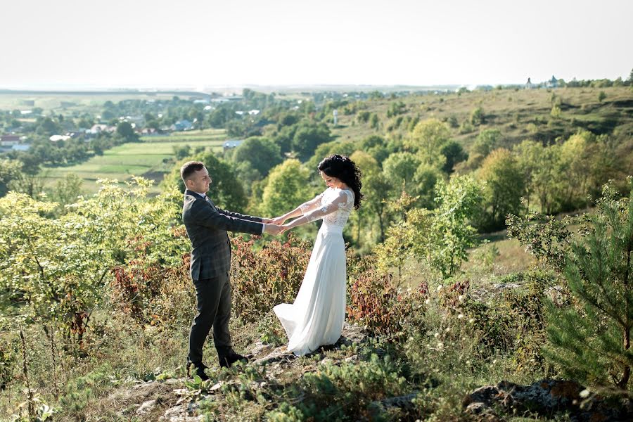 Wedding photographer Ruslan Baranovskiy (wedemotions). Photo of 7 November 2017