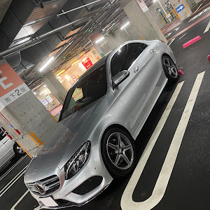 Cクラス セダン W205