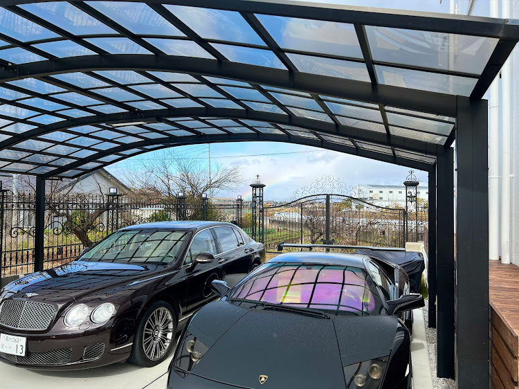 ムルシエラゴのベントレーに関するカスタム事例の投稿画像1枚目