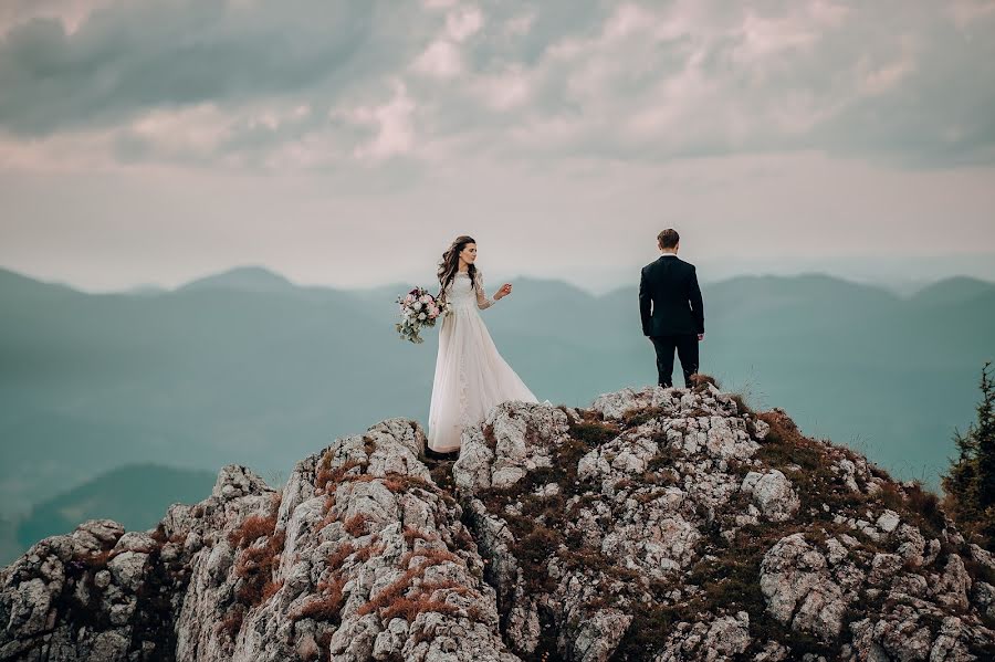 Vestuvių fotografas Cornel Spoiala (cornelspoiala). Nuotrauka 2019 rugpjūčio 19