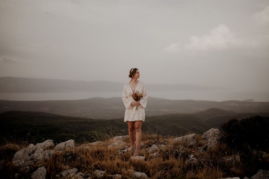 Fotografo di matrimoni Marija Mikulic (jirehweddings). Foto del 2 dicembre 2022