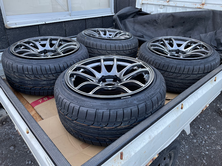 シルビアのタイヤ交換時期・引っ張りタイヤ・18インチしか勝たん・kr536・Kyowa Racingに関するカスタム事例の投稿画像1枚目