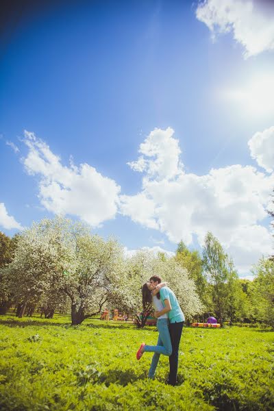 結婚式の写真家Aleksey Semenyuk (leshas)。2014 5月21日の写真