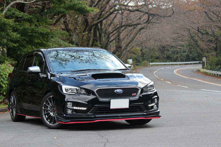 レヴォーグの箱根ターンパイク・1枚目がお気に入り😍・寒い・紅葉と愛車に関するカスタム事例の投稿画像1枚目