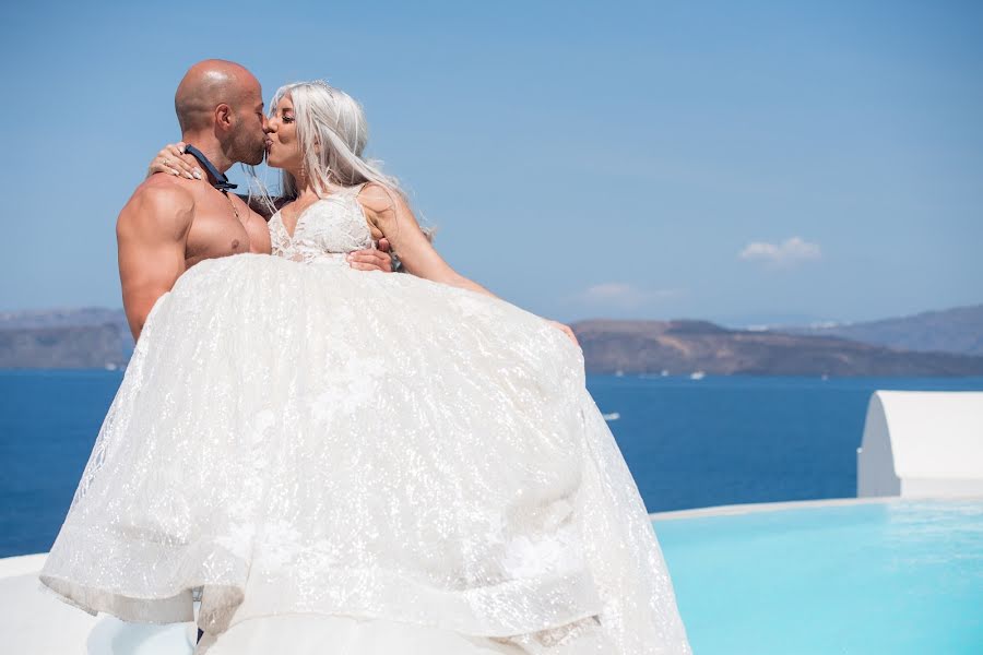 Fotografo di matrimoni Dionisios Bertsos (studiobertsos). Foto del 3 dicembre 2021