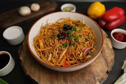 Veg Chilly Garlic Noodles