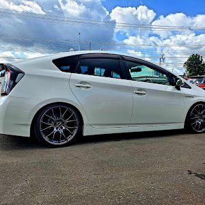 プリウス ZVW30