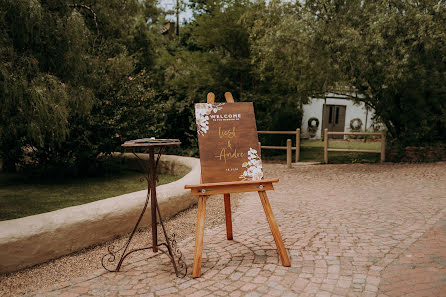 Fotografo di matrimoni Sarka Parkes (sarkaparkes). Foto del 22 maggio 2022