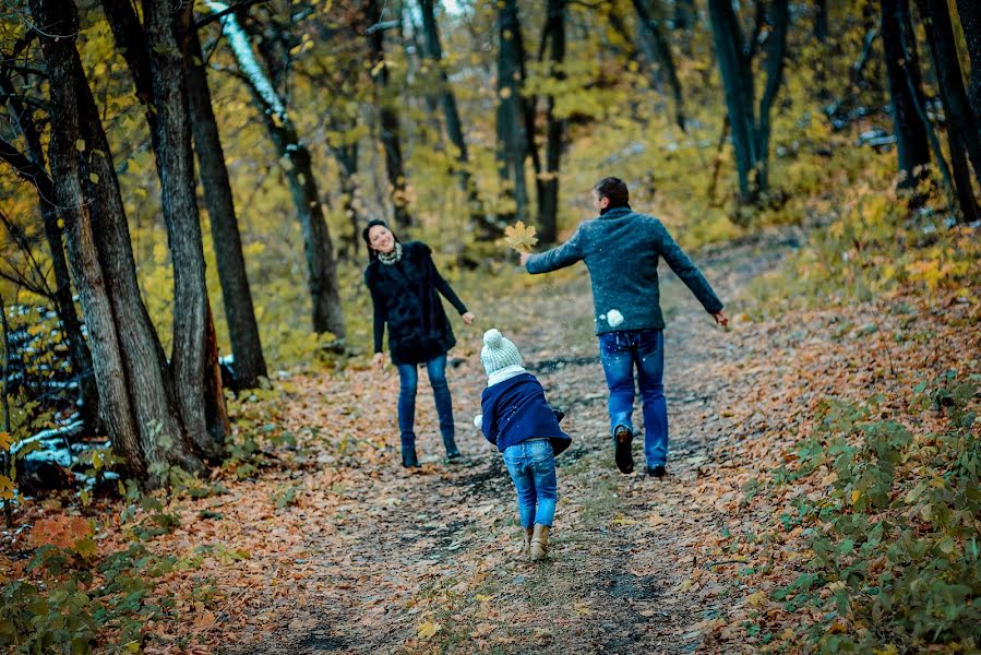 Wedding photographer Elena Raevskaya (leonflo). Photo of 6 November 2015