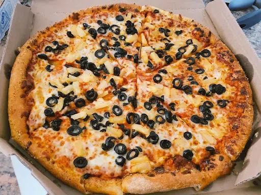 Black Olives Pizza