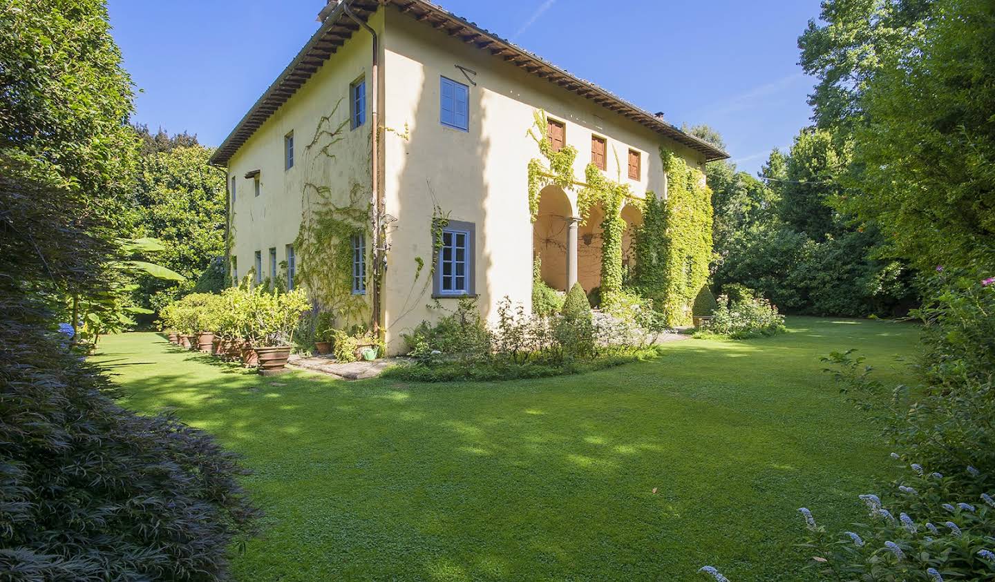 Villa with garden and terrace Capannori