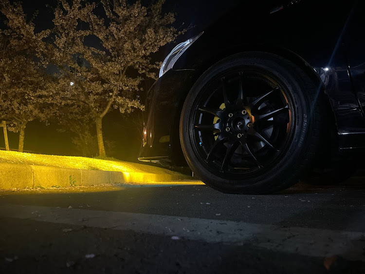プリウスα G'sの桜と愛車・ドライブ・春の交通安全週間に関するカスタム事例の投稿画像1枚目