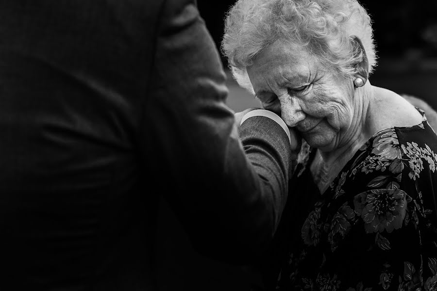 Fotógrafo de casamento Ferenc Zengő (zengoferenc). Foto de 12 de outubro 2023