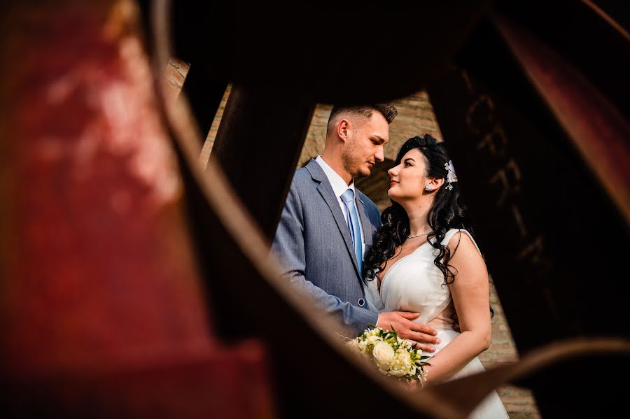 Fotógrafo de casamento Florin Irimia (florinirimia). Foto de 13 de junho 2022