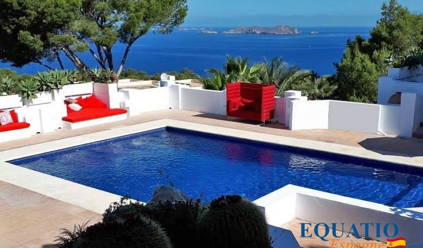 House with pool and garden Ibiza