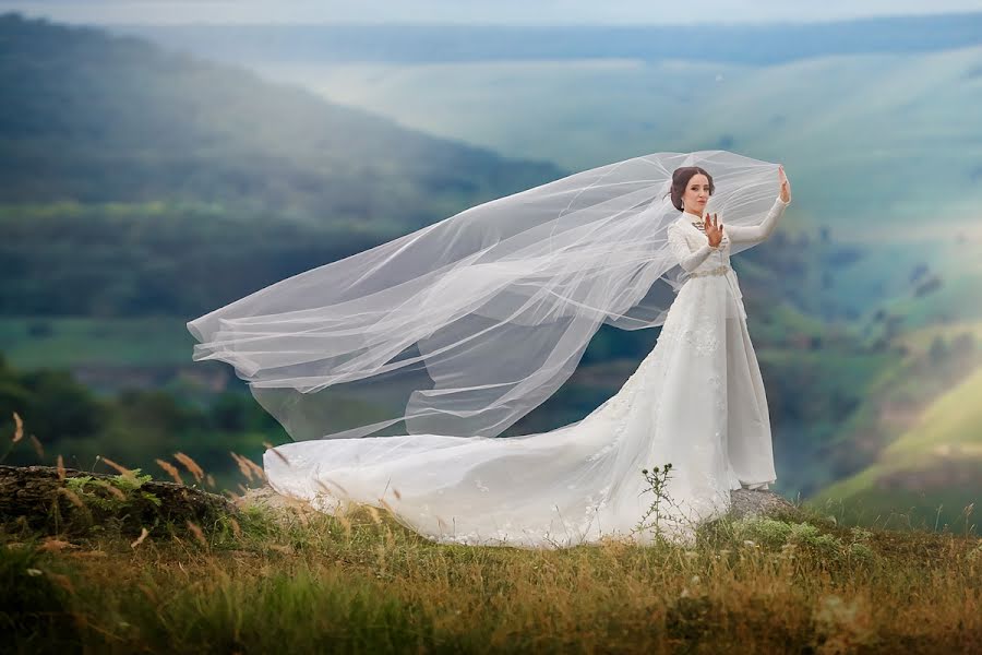 Jurufoto perkahwinan Nataliya Bashkatova (nataliartfoto). Foto pada 20 Jun 2016