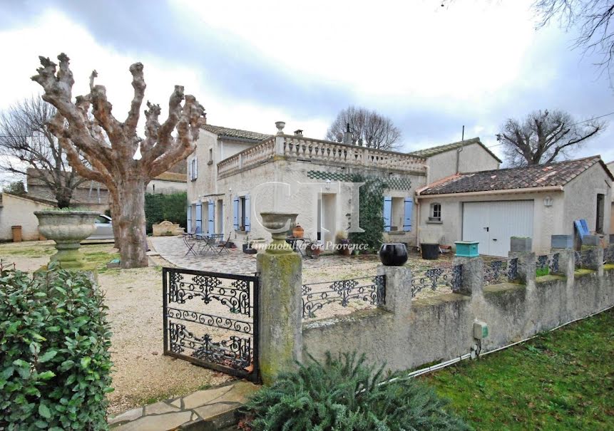 Vente propriété 6 pièces 214 m² à Avignon (84000), 795 000 €