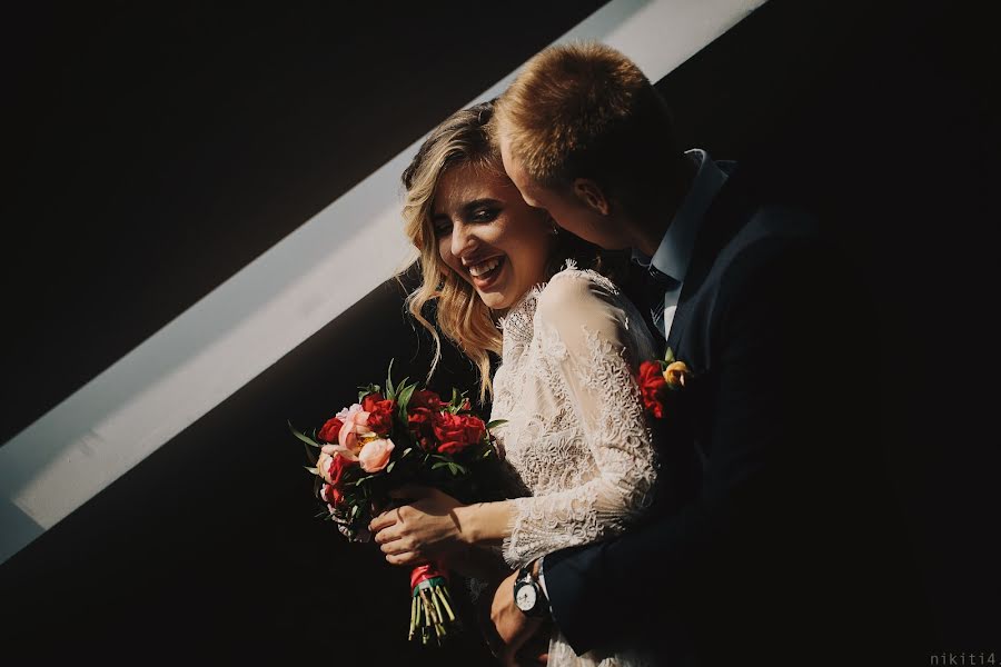 Fotógrafo de casamento Nikita Nikitich (nikiti4). Foto de 4 de agosto 2017