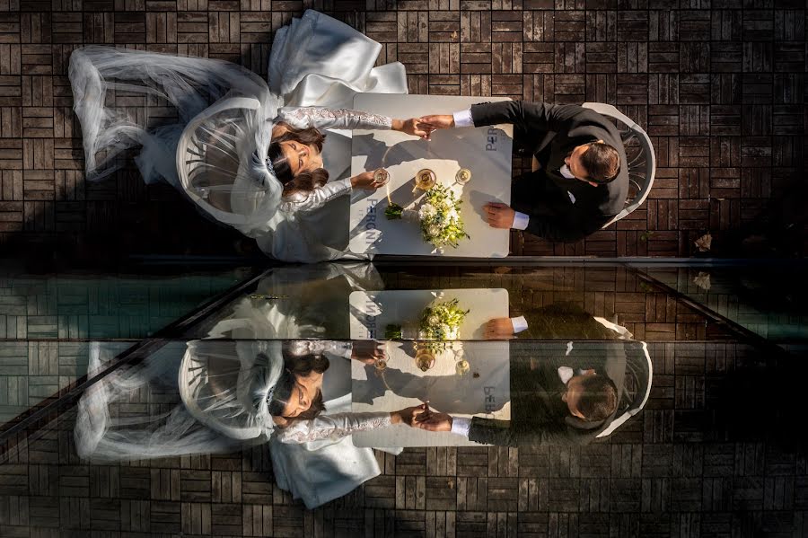 Wedding photographer Mihai Roman (mihairoman). Photo of 4 October 2022