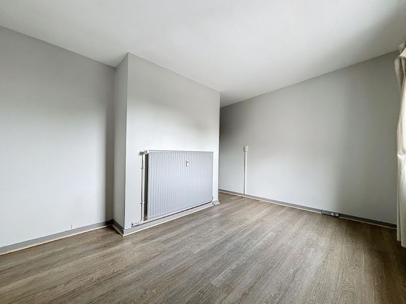 Location  appartement 1 pièce 24 m² à Nancy (54000), 370 €