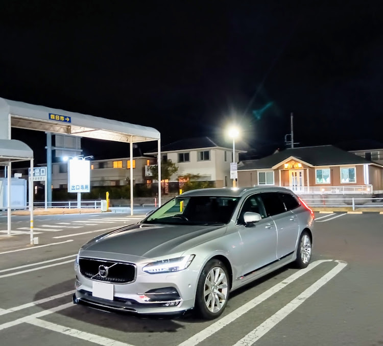 V90のボルボ・洗車・まだまだ寒い・雪・スイーツに関するカスタム事例の投稿画像1枚目