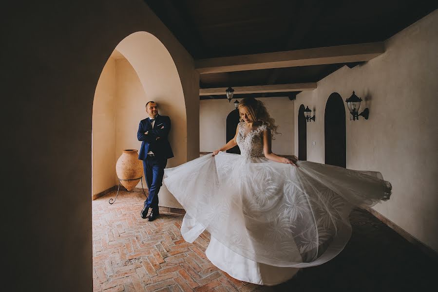 Fotógrafo de casamento Anna Scherba (annphoto). Foto de 25 de setembro 2019