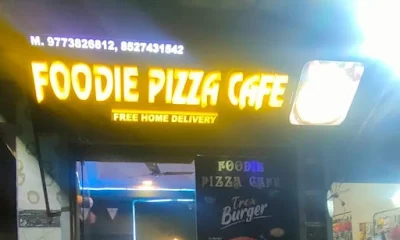 Foodie pizza cafe