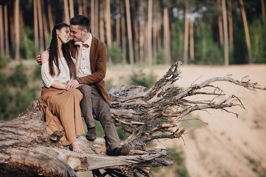 Fotógrafo de casamento Elena Gorina (gorina). Foto de 26 de março 2015