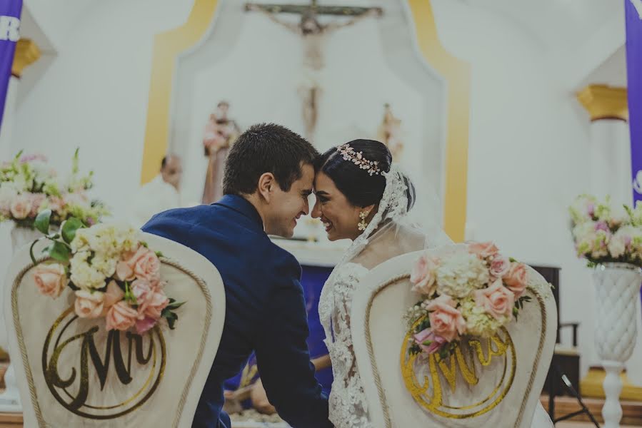 Bröllopsfotograf Miguel Llanos (miguellanos). Foto av 19 april 2022