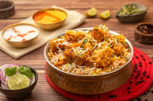 Special Paneer Hyderabadi Biryani