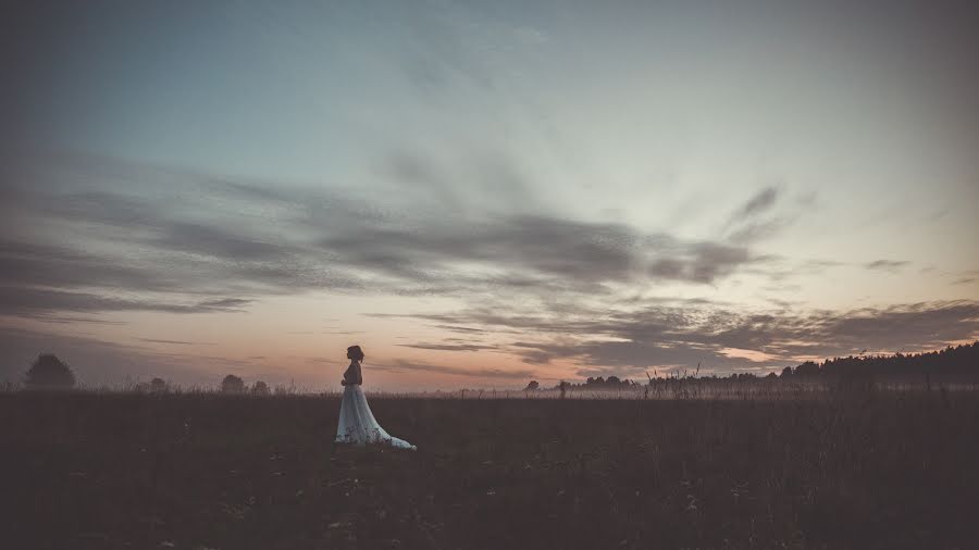 Fotógrafo de bodas Aleksandr Kalinin (fatumdx). Foto del 13 de septiembre 2018