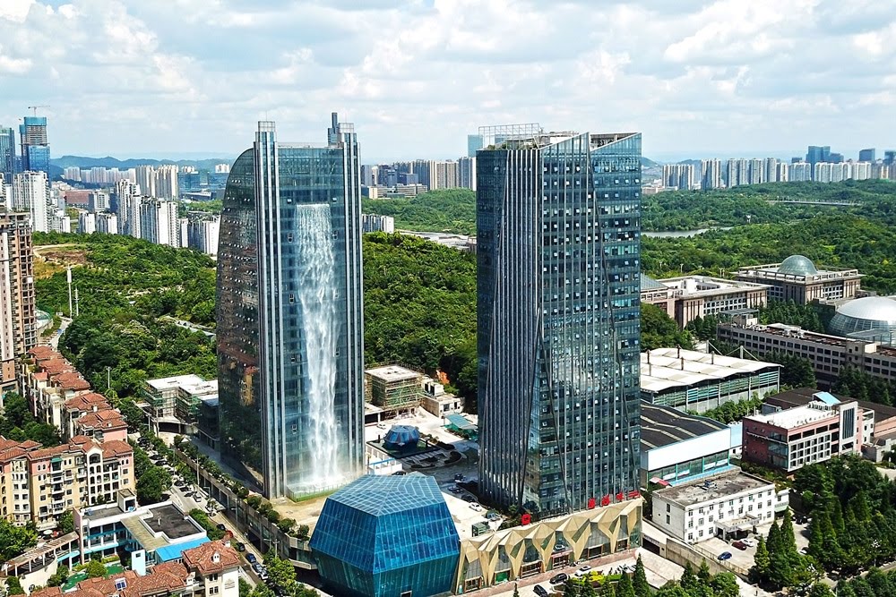 Liebian Building, a maior cachoeira urbana do mundo