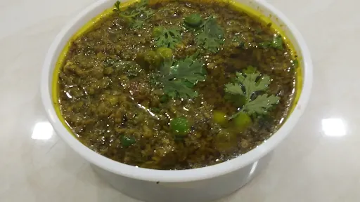 Mutton Green Keema [2 Pav]