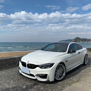 M4 クーペ F82