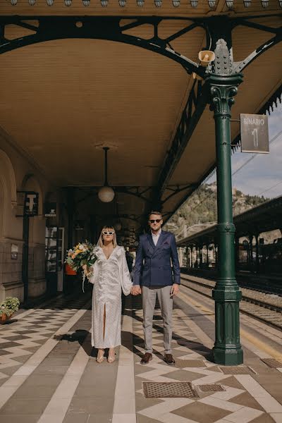 Fotógrafo de casamento Anna Tamazova (annushkatamazova). Foto de 1 de novembro 2023