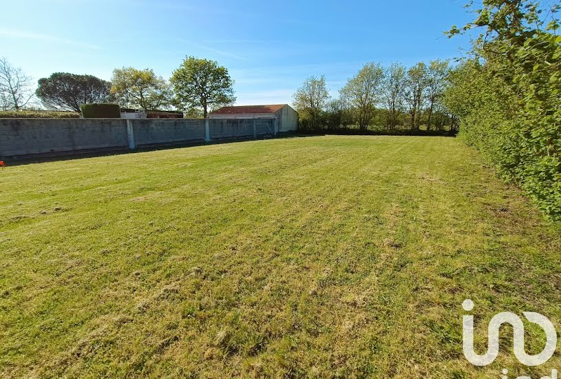  Vente Terrain à bâtir - 735m² à Legé (44650) 