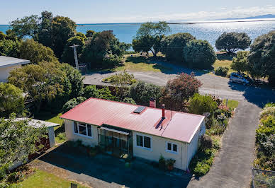 House with garden 3