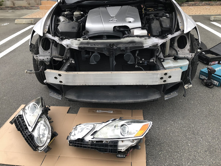 GSのDIY・ヘッドライト交換に関するカスタム事例の投稿画像3枚目