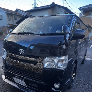 ハイエースバン TRH200V