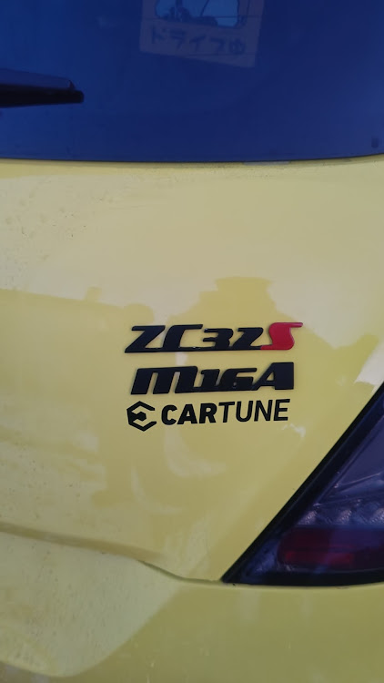 スイフトスポーツのスイフトスポーツ好きと繋がりたい・来年もよろしくお願いします・今年1年ありがとうございました・2025年カスタム抱負に関するカスタム事例の投稿画像6枚目