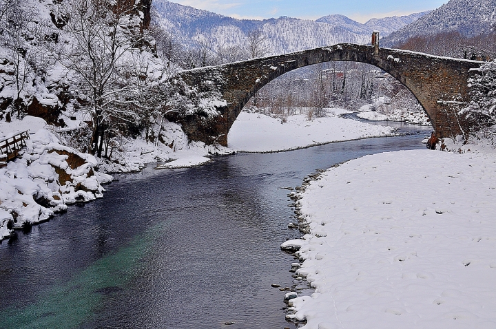 IL DIAVOLO E LA NEVE di Paolo Scabbia