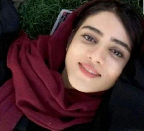 伊朗女球迷看球赛获刑后自焚身亡，国际足联发声明