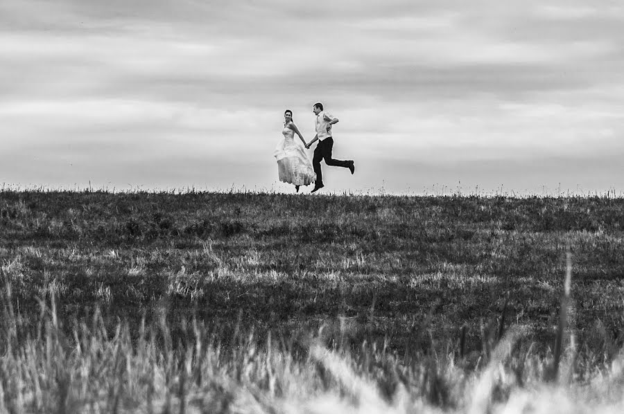 Hochzeitsfotograf Gábor Badics (badics). Foto vom 13. März 2015