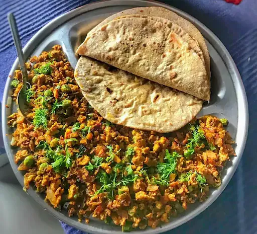 Egg Bhurji With 3 Chapati/Paratha