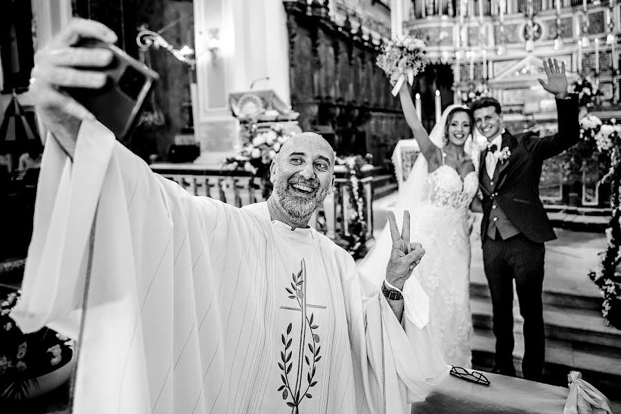 Fotografo di matrimoni Dino Sidoti (dinosidoti). Foto del 5 aprile 2023