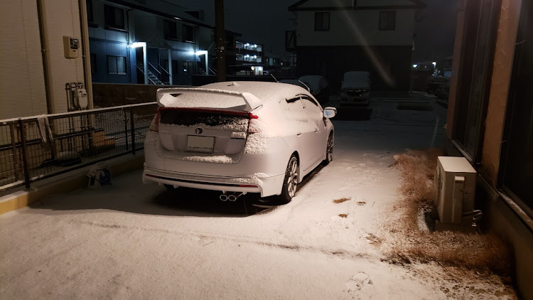 インサイトの雪と愛車に関するカスタム事例の投稿画像1枚目