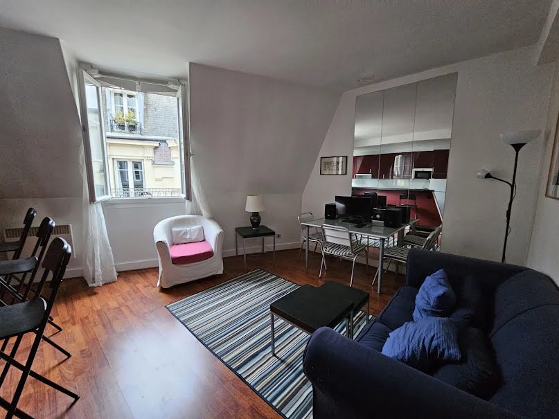 Location meublée appartement 2 pièces 40 m² à Paris 16ème (75016), 1 590 €