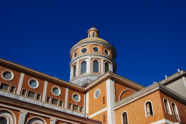 Sotto il cielo blu di Loredana Pagana