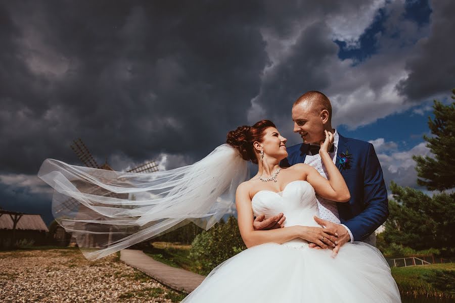 Fotógrafo de bodas Sergey Nastavnik (nastavnik). Foto del 10 de agosto 2015